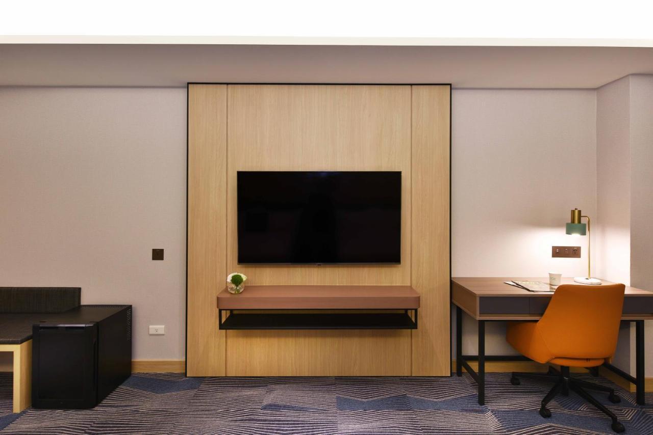 ホテル Fullon Poshtel - 高雄市 エクステリア 写真